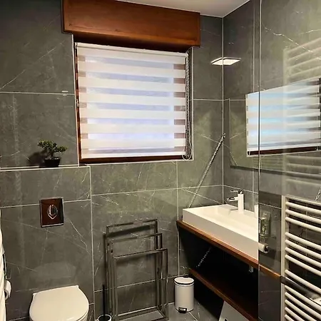 Evasion Et Nyaraló Saint-Léonard